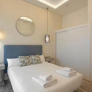 Fresh Velazquez Apartment